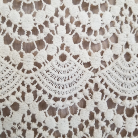 Forever 21 Crochet Eyelet Mini Skirt Size Medium - Picture 3 of 5